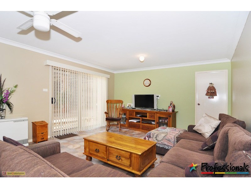 8 Nicole Place, Goulburn NSW 2580