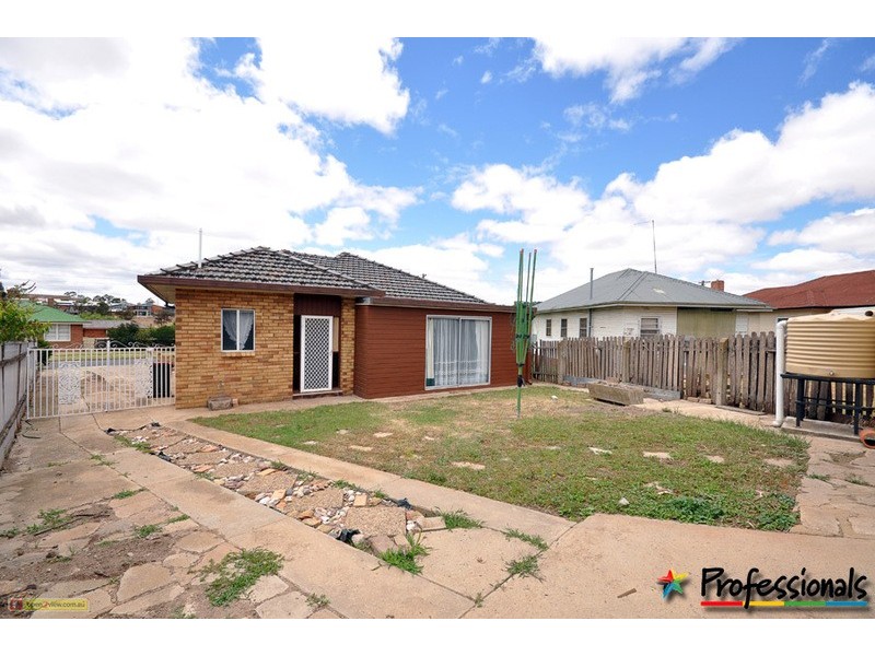 4 Kelso Street, Goulburn NSW 2580