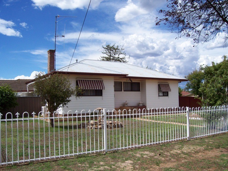 1 Elm Street, Goulburn NSW 2580