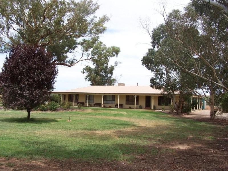 “Yolanda” Muttama Road, Gundagai NSW 2722