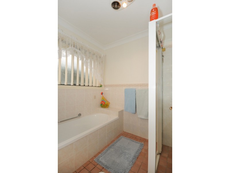 21 Amaroo Place, Goulburn NSW 2580