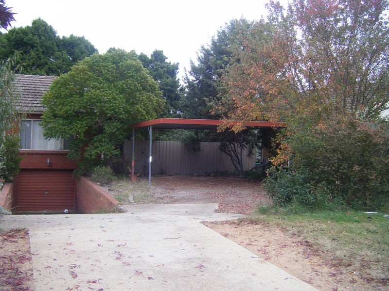 4 Barber Street, Goulburn NSW 2580