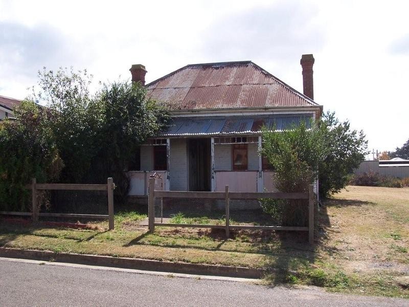 7 Cooma Avenue, Goulburn NSW 2580