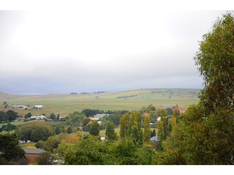 96 Chisholm Street, Taralga NSW 2580