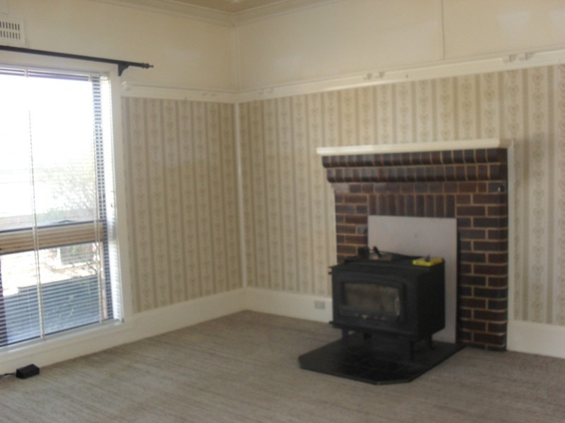 26 Wade Street, Crookwell NSW 2583