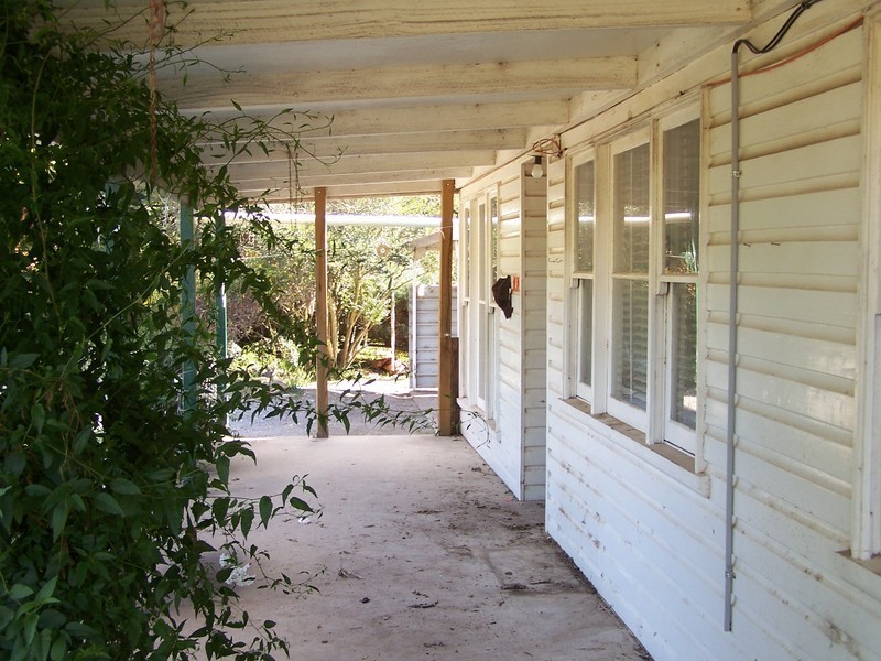 899 Glenoval Road, Lake Bathurst NSW 2580