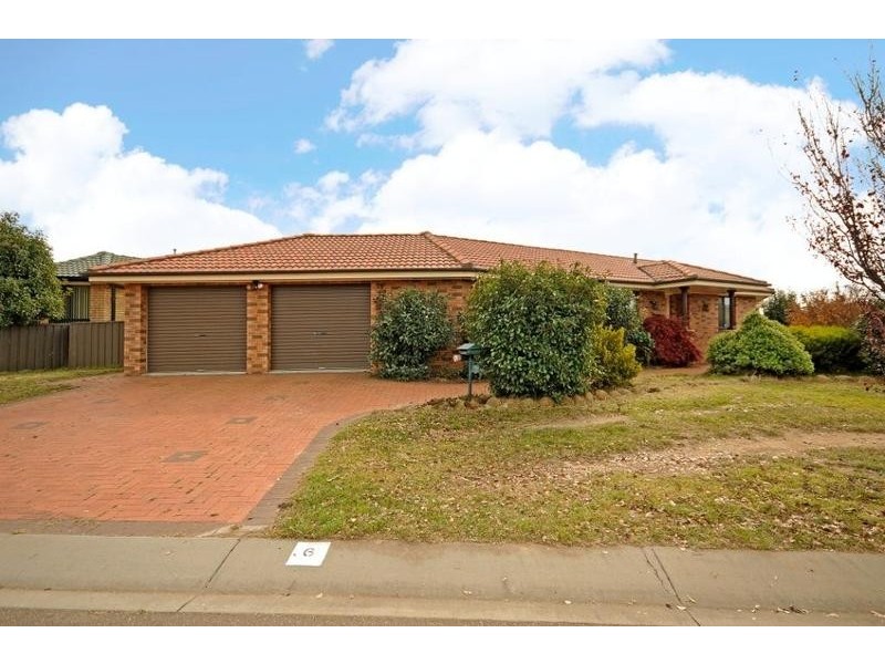 6 Paradise Place, Goulburn NSW 2580
