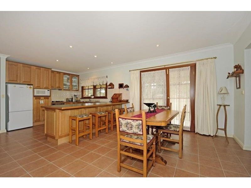 43 Chantilly Court, Goulburn NSW 2580