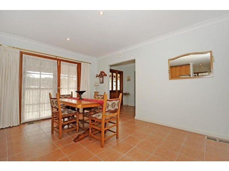 43 Chantilly Court, Goulburn NSW 2580