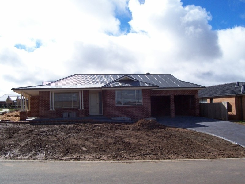 35 Monastery Drive, Goulburn NSW 2580