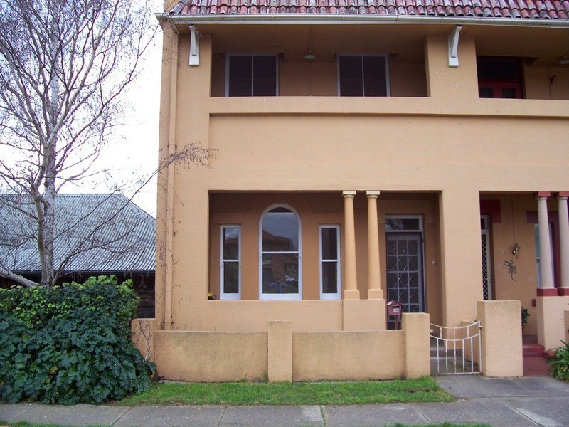 143 Clifford Street, Goulburn NSW 2580