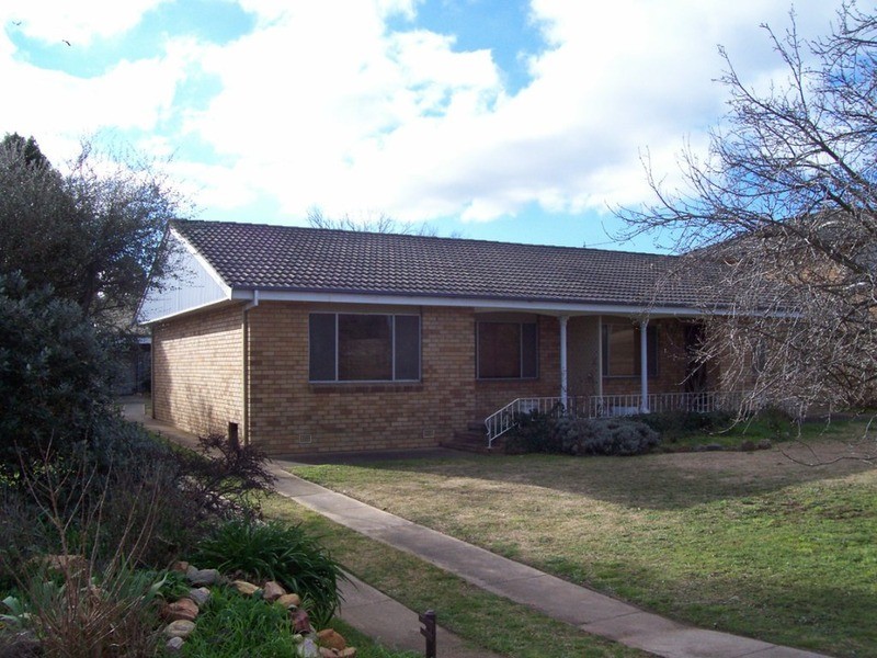 14 A Taralga Road, Goulburn NSW 2580