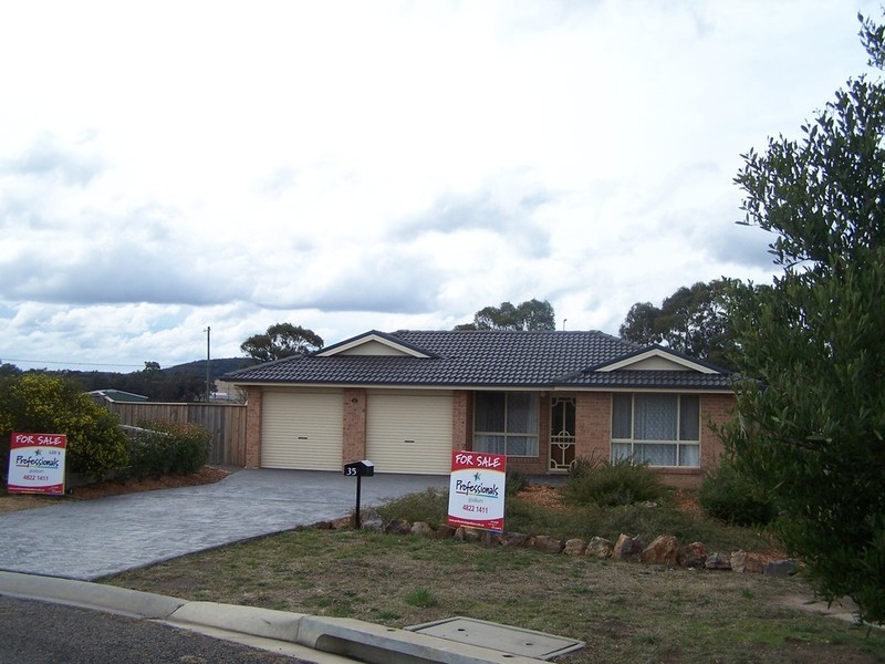 35 Eliza Power Drive, Marulan NSW 2579