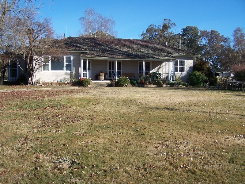 “Chatsworth” 660 Woodville Road, Binda NSW 2583