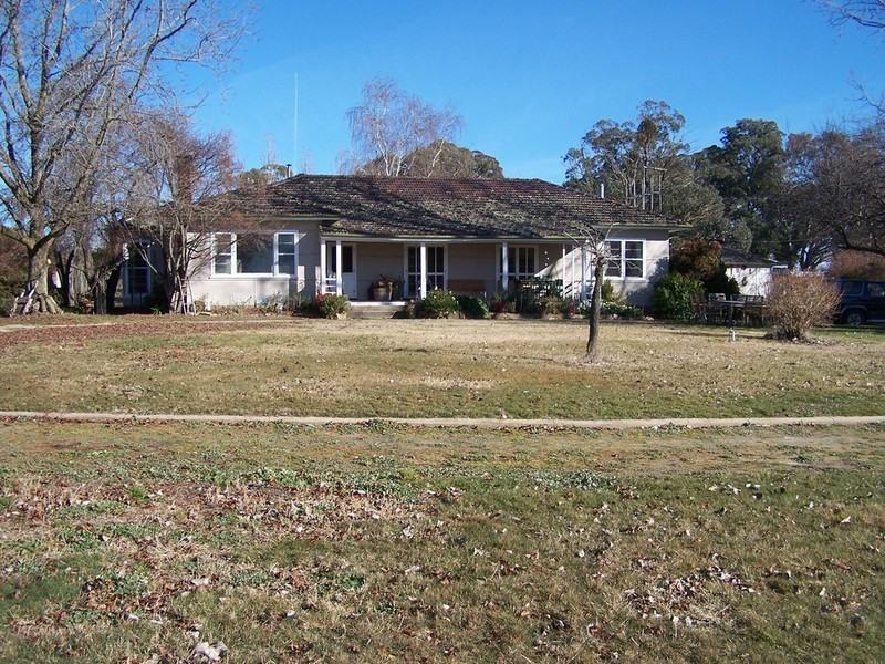 “Chatsworth” 660 Woodville Road, Binda NSW 2583