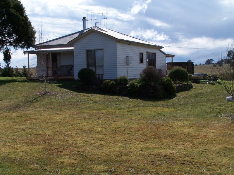 3598 Range Road, Grabben Gullen NSW 2583