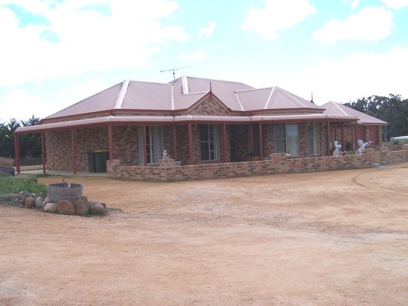 16 Faithfull Road, Quialigo NSW 2580