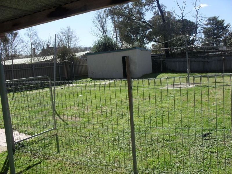 5 Erith Street, Goulburn NSW 2580