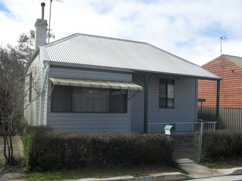 5 Erith Street, Goulburn NSW 2580