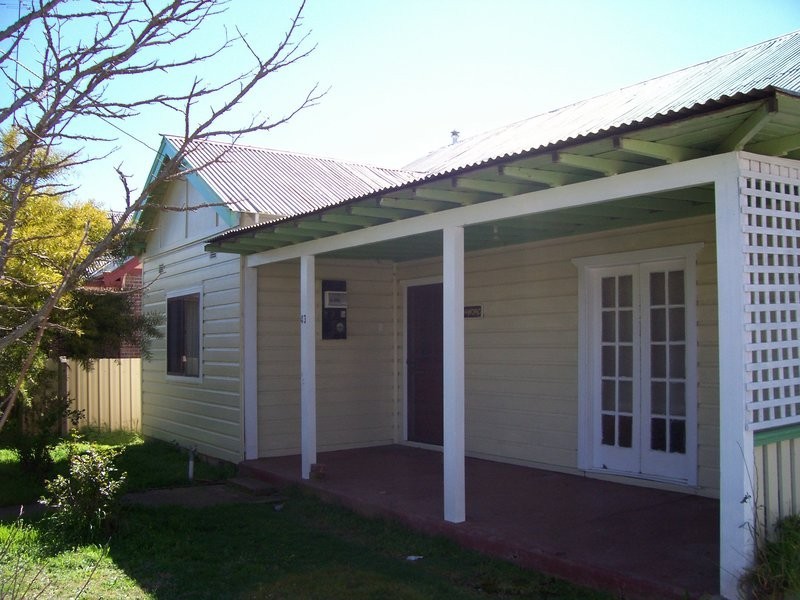 43 Opal Street, Goulburn NSW 2580