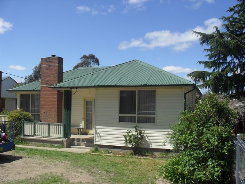 97 Hume Street, Goulburn NSW 2580