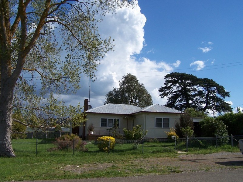 52 Court Street, Taralga NSW 2580