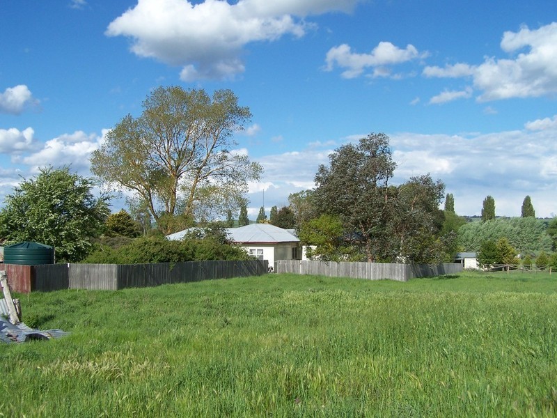 52 Court Street, Taralga NSW 2580