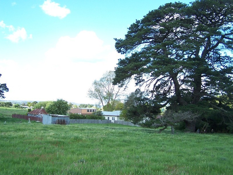 52 Court Street, Taralga NSW 2580