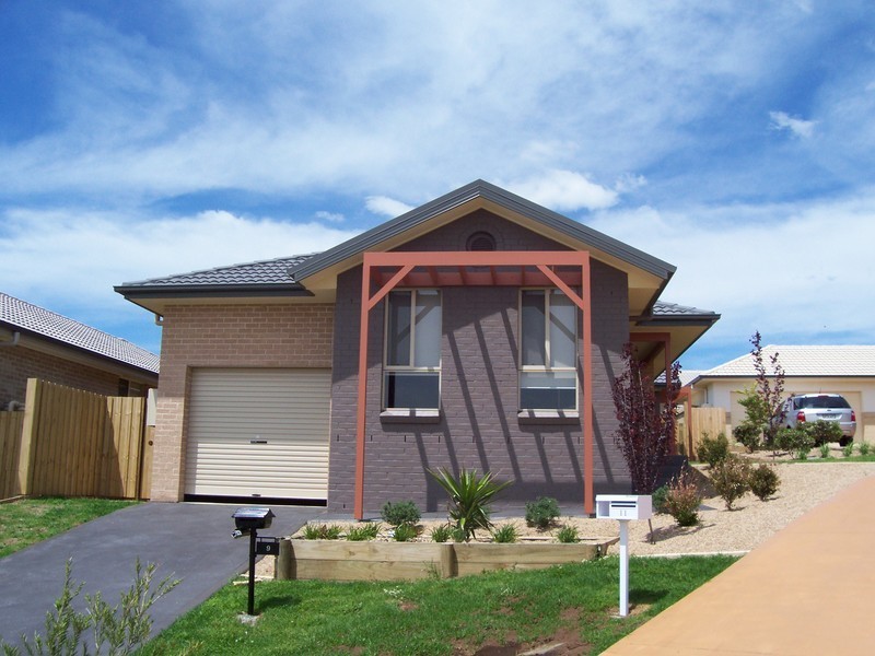 9 Stombuco Place, Goulburn NSW 2580
