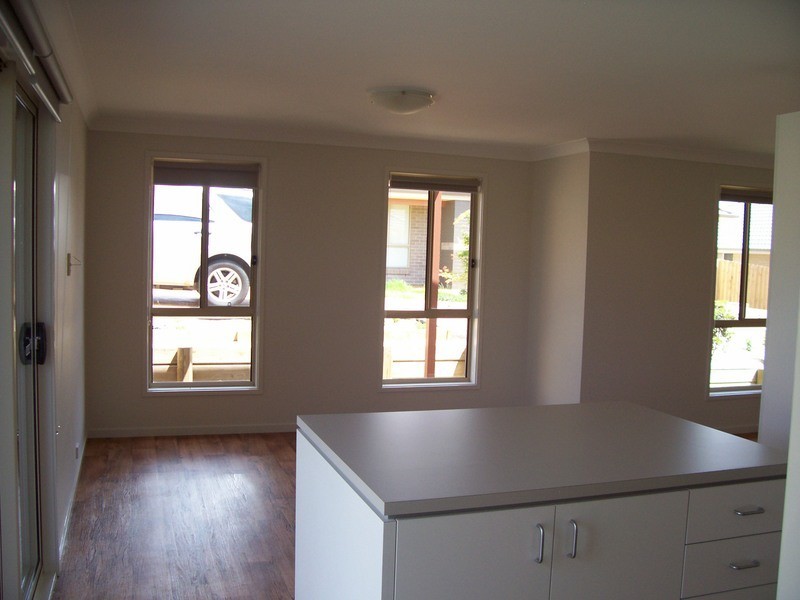 9 Stombuco Place, Goulburn NSW 2580