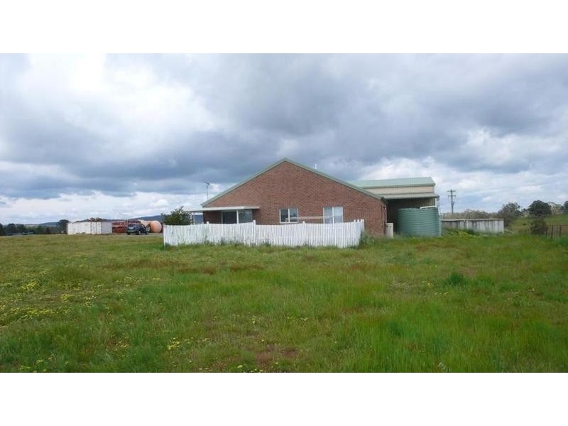 6237 Federal Highway, Collector NSW 2581