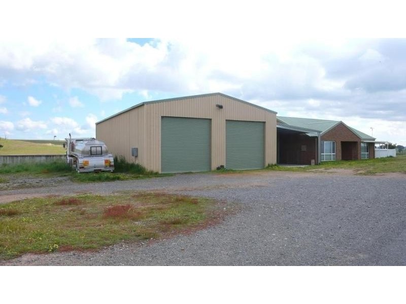 6237 Federal Highway, Collector NSW 2581