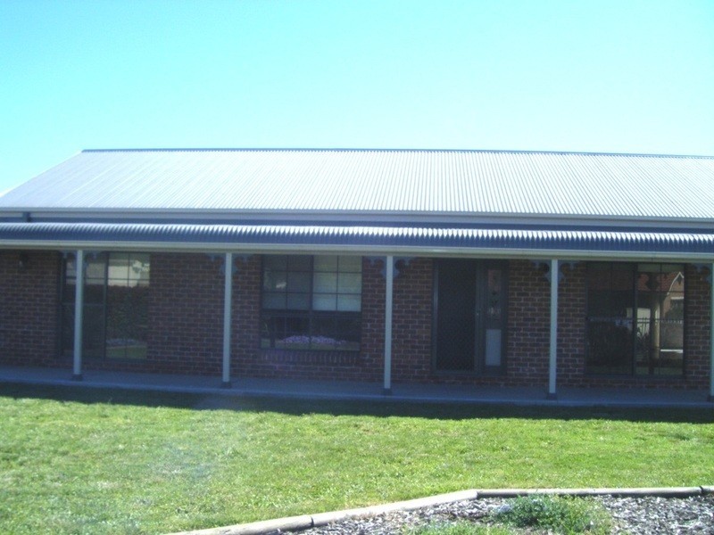 6 James Place, Goulburn NSW 2580