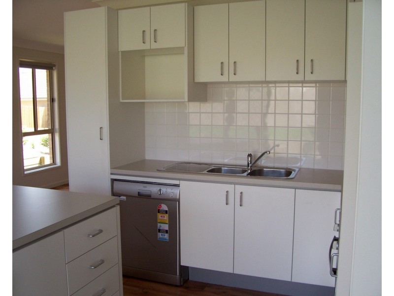 3 Stombuco Place, Goulburn NSW 2580