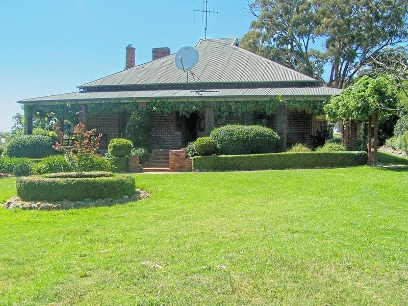 “Wooloowarre” 199 Pucketts Lane, Gunning NSW 2581