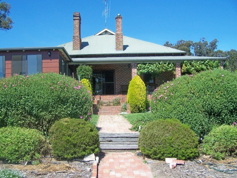 “Wooloowarre” 199 Pucketts Lane, Gunning NSW 2581