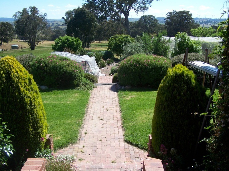 “Wooloowarre” 199 Pucketts Lane, Gunning NSW 2581