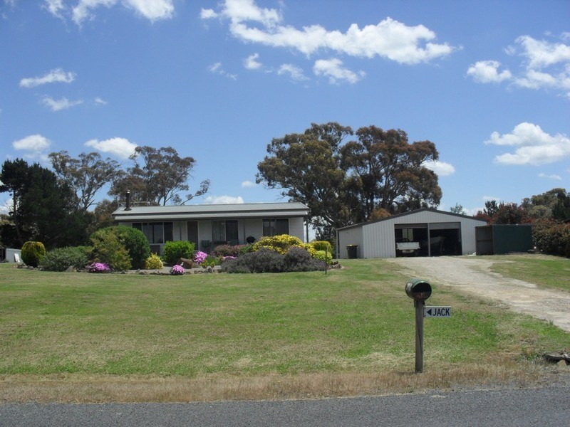 3 Caledonia Street, Grabben Gullen NSW 2583