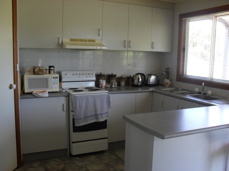 3 Caledonia Street, Grabben Gullen NSW 2583
