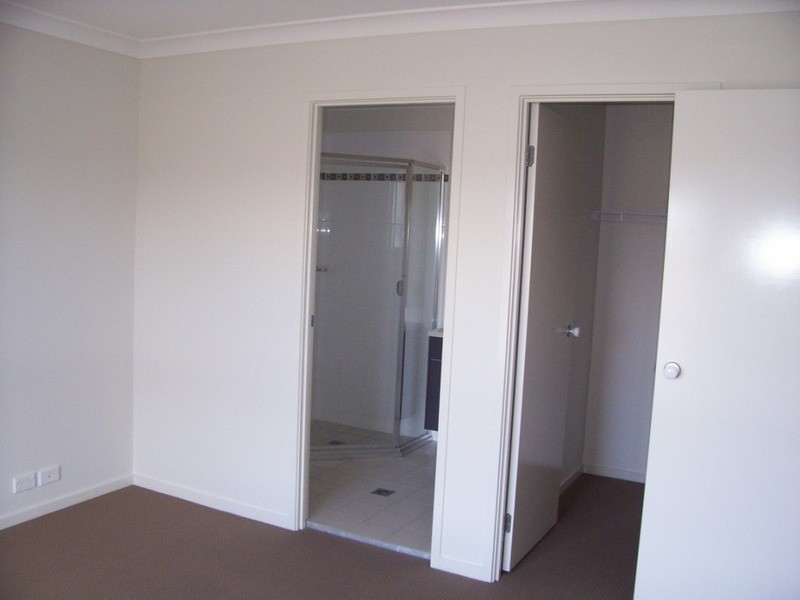 136 Gibson Street, Goulburn NSW 2580