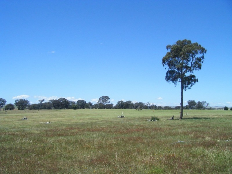 “Monks Creek” Fullerton Road, Laggan NSW 2583