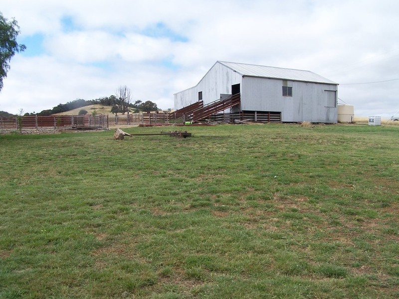 “KARINYA” 134  Karinya Road, Binda NSW 2583