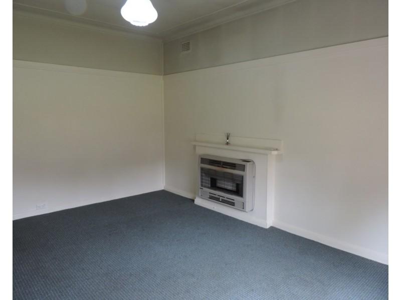 9 Kelso Street, Goulburn NSW 2580