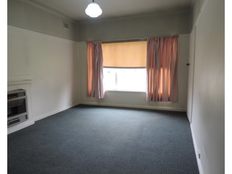 9 Kelso Street, Goulburn NSW 2580