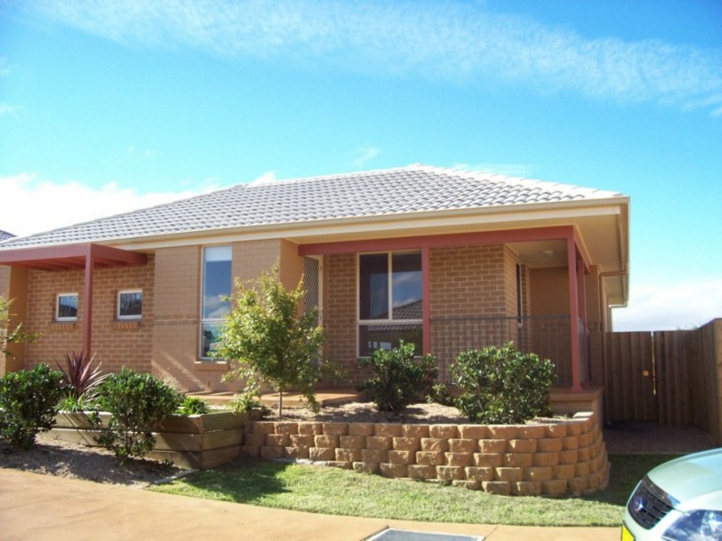 14 Stombuco Place, Goulburn NSW 2580
