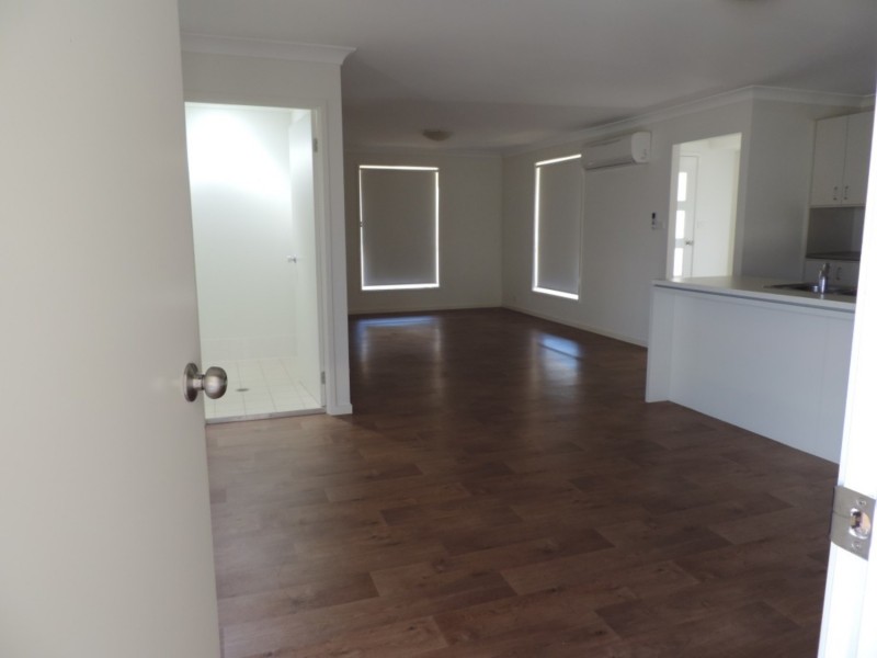 14 Stombuco Place, Goulburn NSW 2580