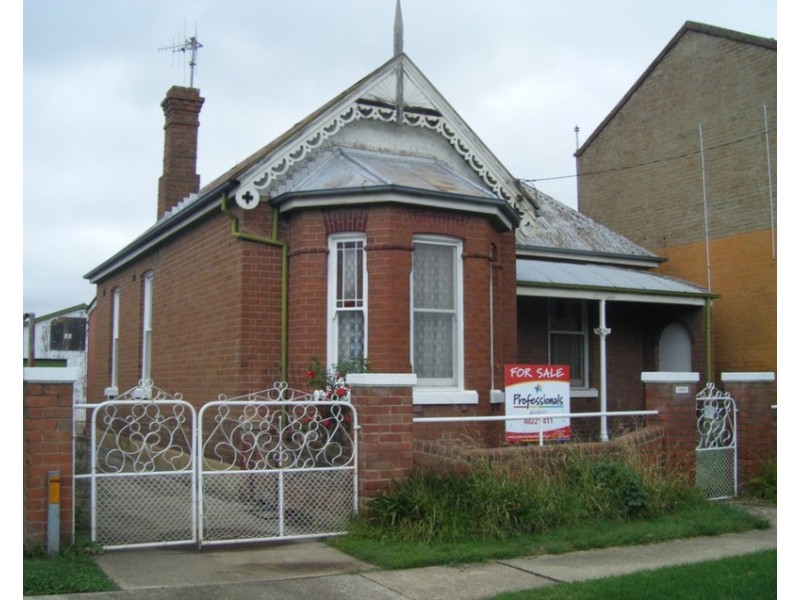 315 Sloane Street, Goulburn NSW 2580