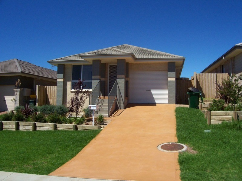 5 Stombucco Place, Goulburn NSW 2580