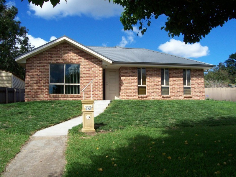 37 Eleanor Street, Goulburn NSW 2580