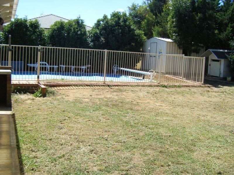 15 Crestwood Drive, Goulburn NSW 2580